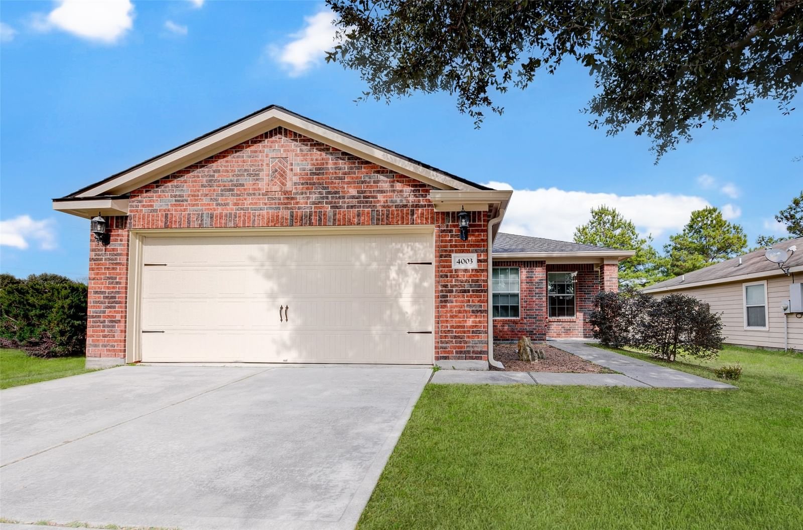 Real estate property located at 4003 Pedernales River, Montgomery, Creekside Village, Spring, TX, US