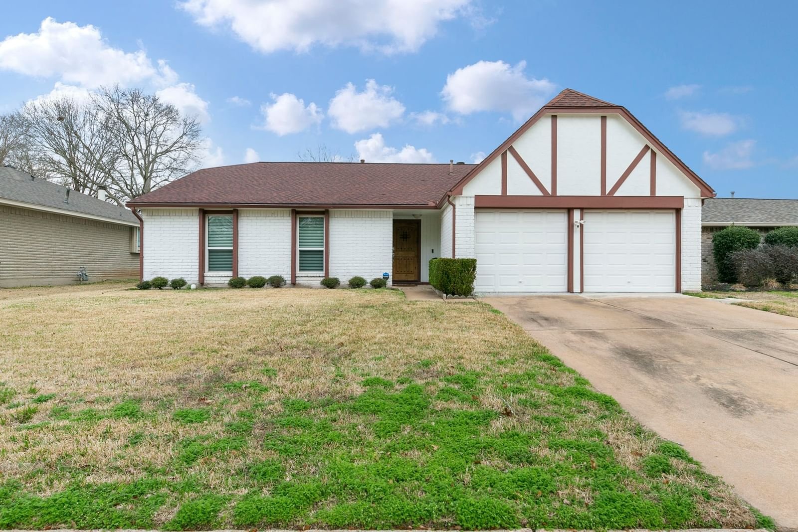Real estate property located at 2419 Broken Elm, Fort Bend, The Grove, Richmond, TX, US