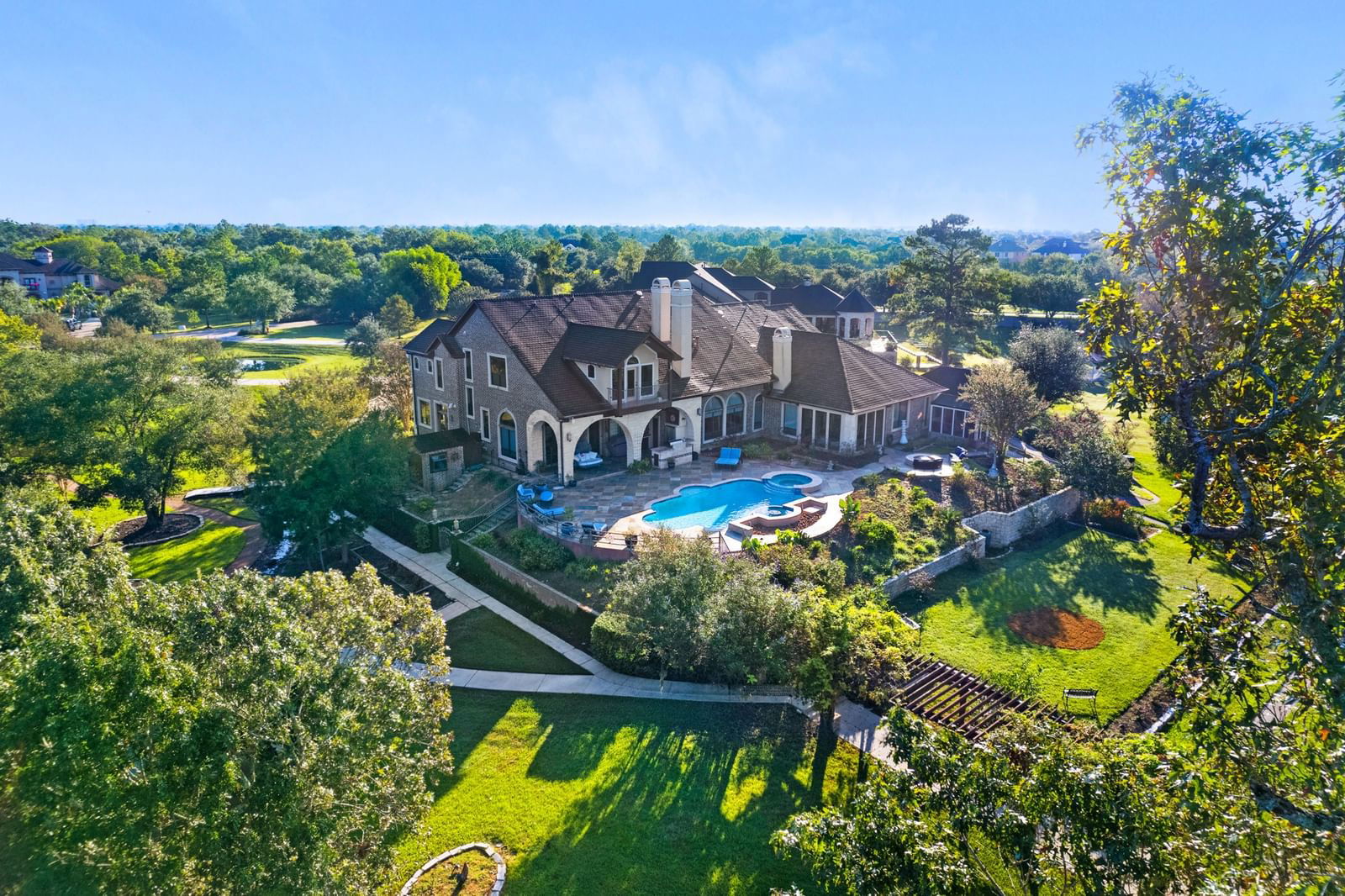 Real estate property located at 4 Steven Luke, Harris, Autumn Creek, Friendswood, TX, US