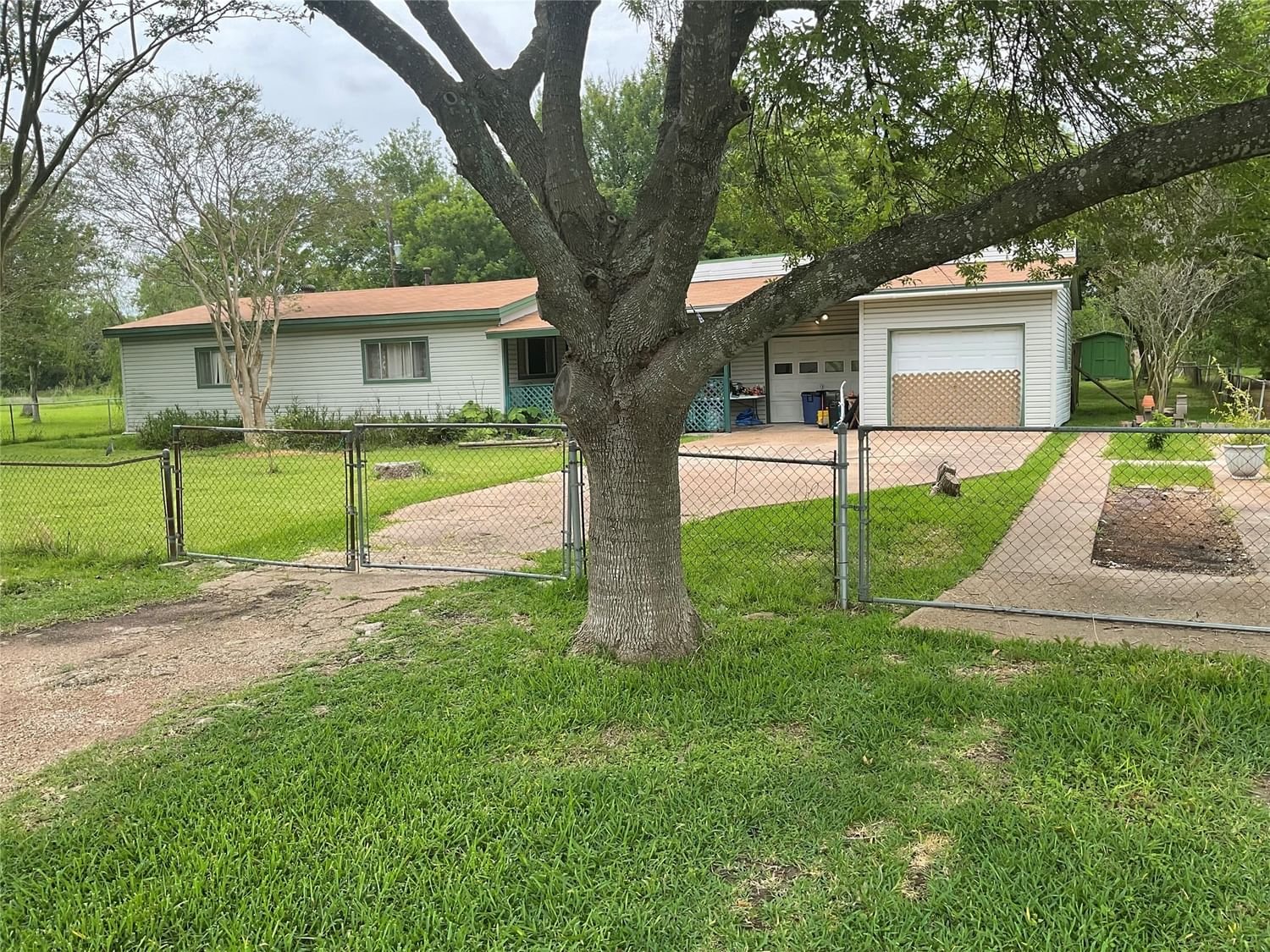 Real estate property located at 11510 Flintlock, Harris, La Porte, TX, US