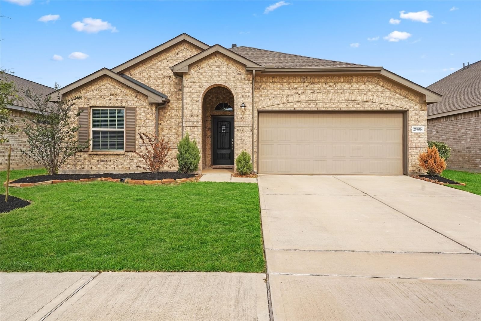 Real estate property located at 25906 Rustical, Harris, Katy Crossing, Katy, TX, US