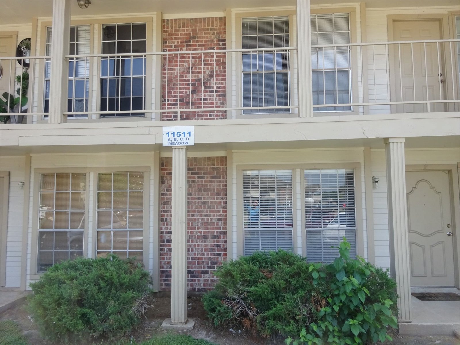 Real estate property located at 11511 Meadow #4, Harris, Houston, TX, US