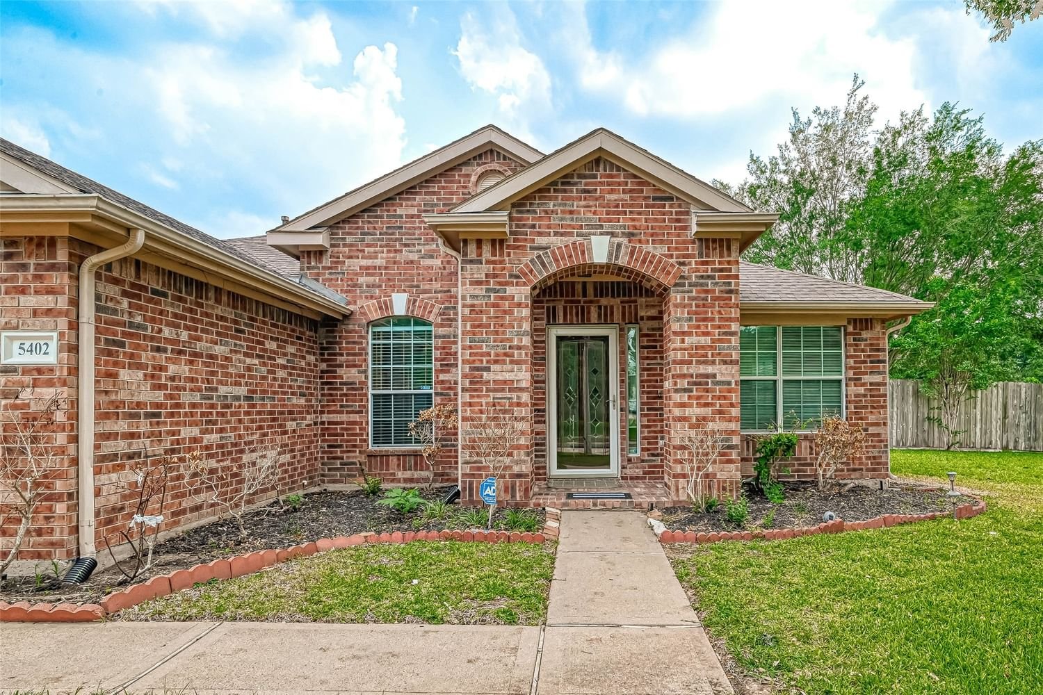 Real estate property located at 5402 Rosehaven, Fort Bend, Sugar Land, TX, US