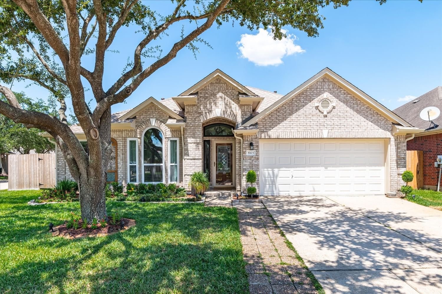 Real estate property located at 8103 Haybrook, Harris, Houston, TX, US