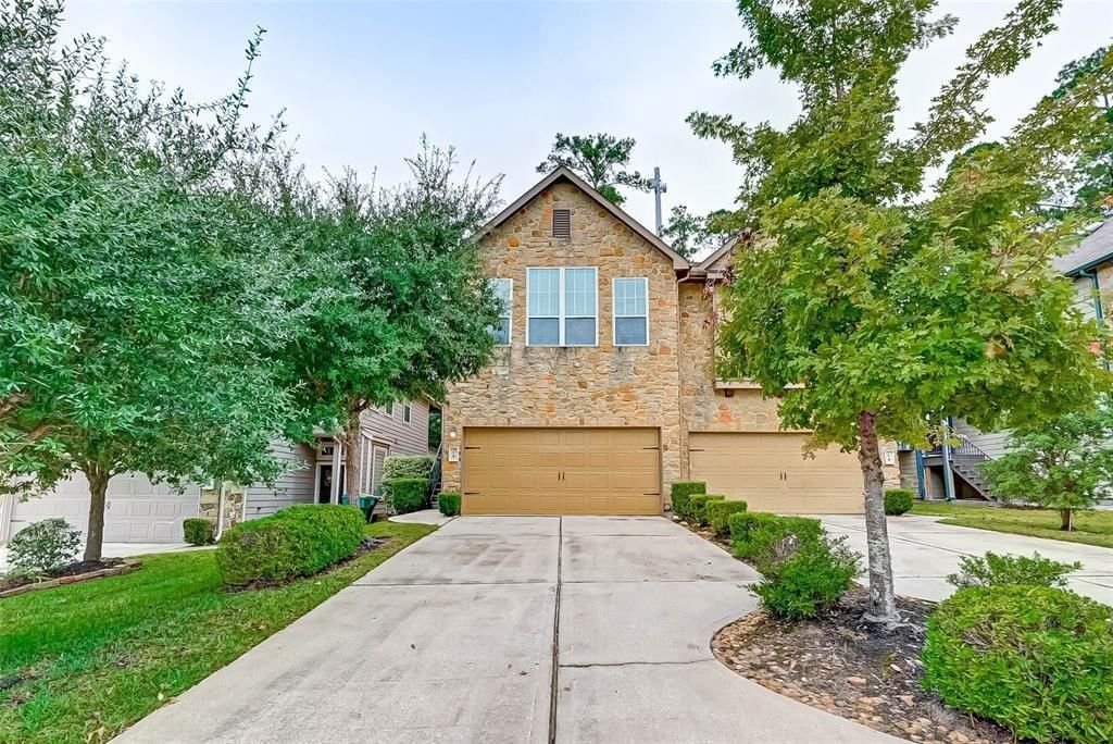 Real estate property located at 18 Cheswood, Montgomery, VOSR Cheswood Manor, The Woodlands, TX, US