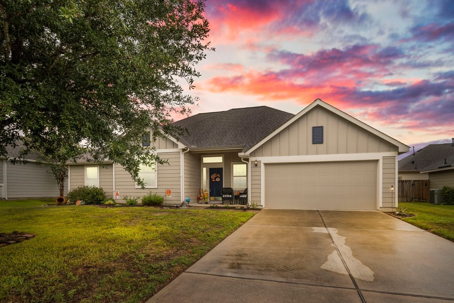 Real estate property located at 22306 Emerald Point, Harris, Estates At Willow Creek, Tomball, TX, US