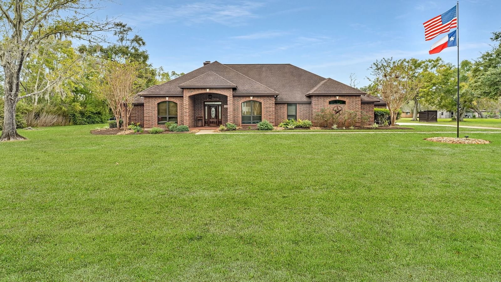 Real estate property located at 1503 Mcfadden, Brazoria, Woodland Ridge, Lake Jackson, TX, US