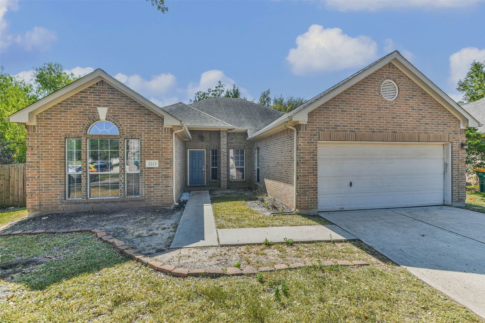 Real estate property located at 2223 Highland Hills, Montgomery, Teas Lakes 01, Conroe, TX, US