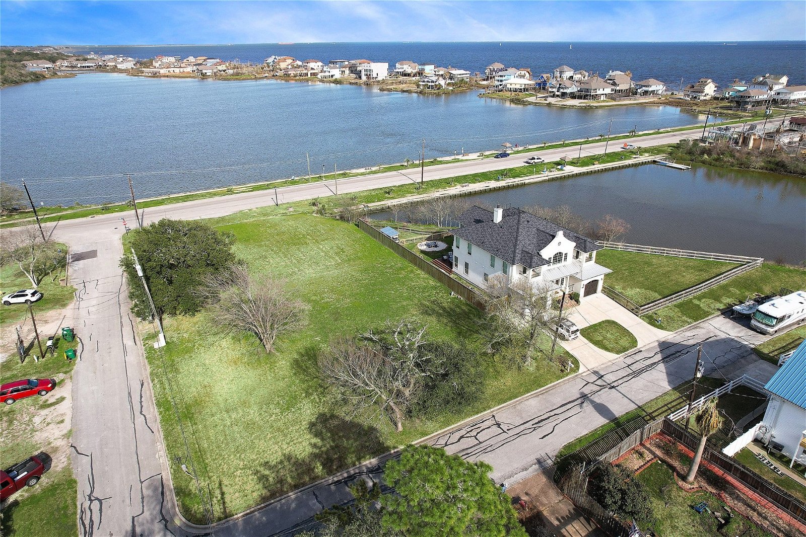 Real estate property located at 1110 Staples, Harris, Seabrook, TX, US
