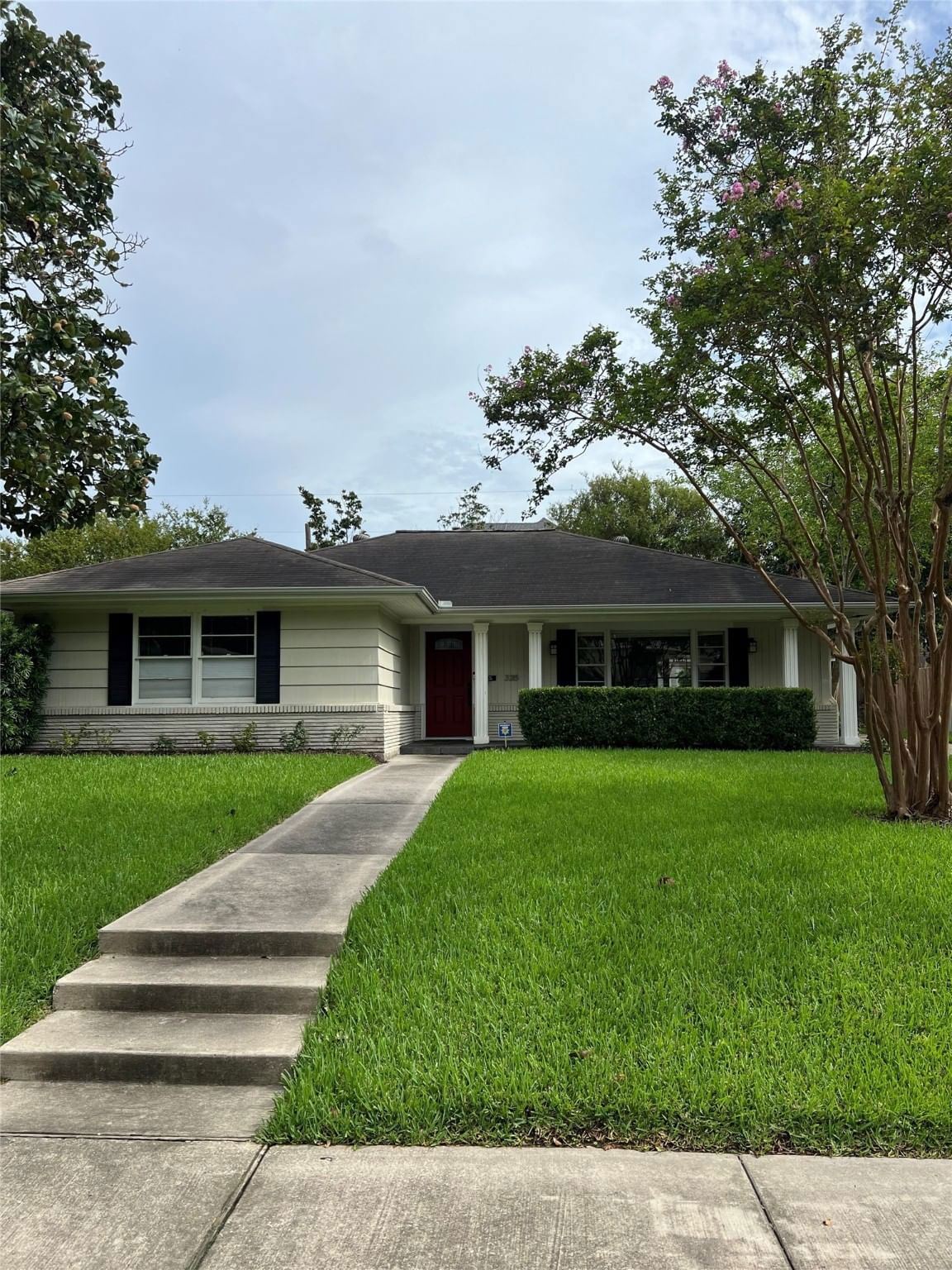 Real estate property located at 3215 Castlewood, Harris, Braes Terrace Sec 01, Houston, TX, US