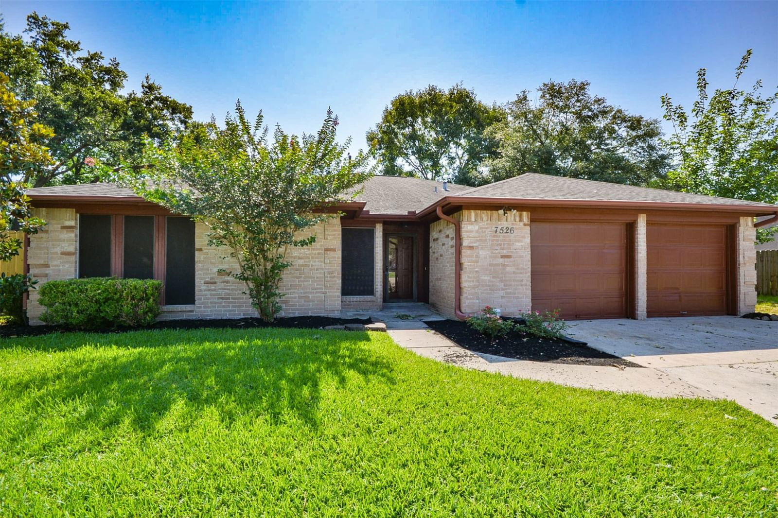 Real estate property located at 7526 Fuchsia, Harris, ATASCOCITA SOUTH SEC 1, Humble, TX, US