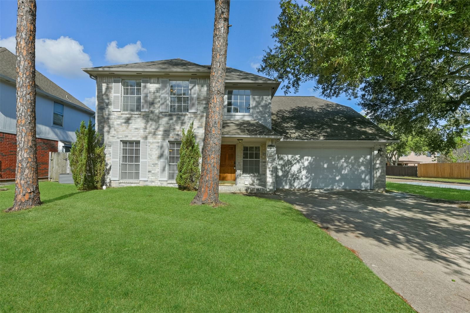 Real estate property located at 1201 Gulfton, Brazoria, Sunset Meadows-Nasawood, Pearland, TX, US