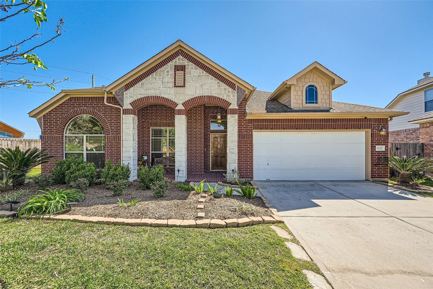 Real estate property located at 19307 Countrycloud, Harris, Country Lake Estates, Spring, TX, US