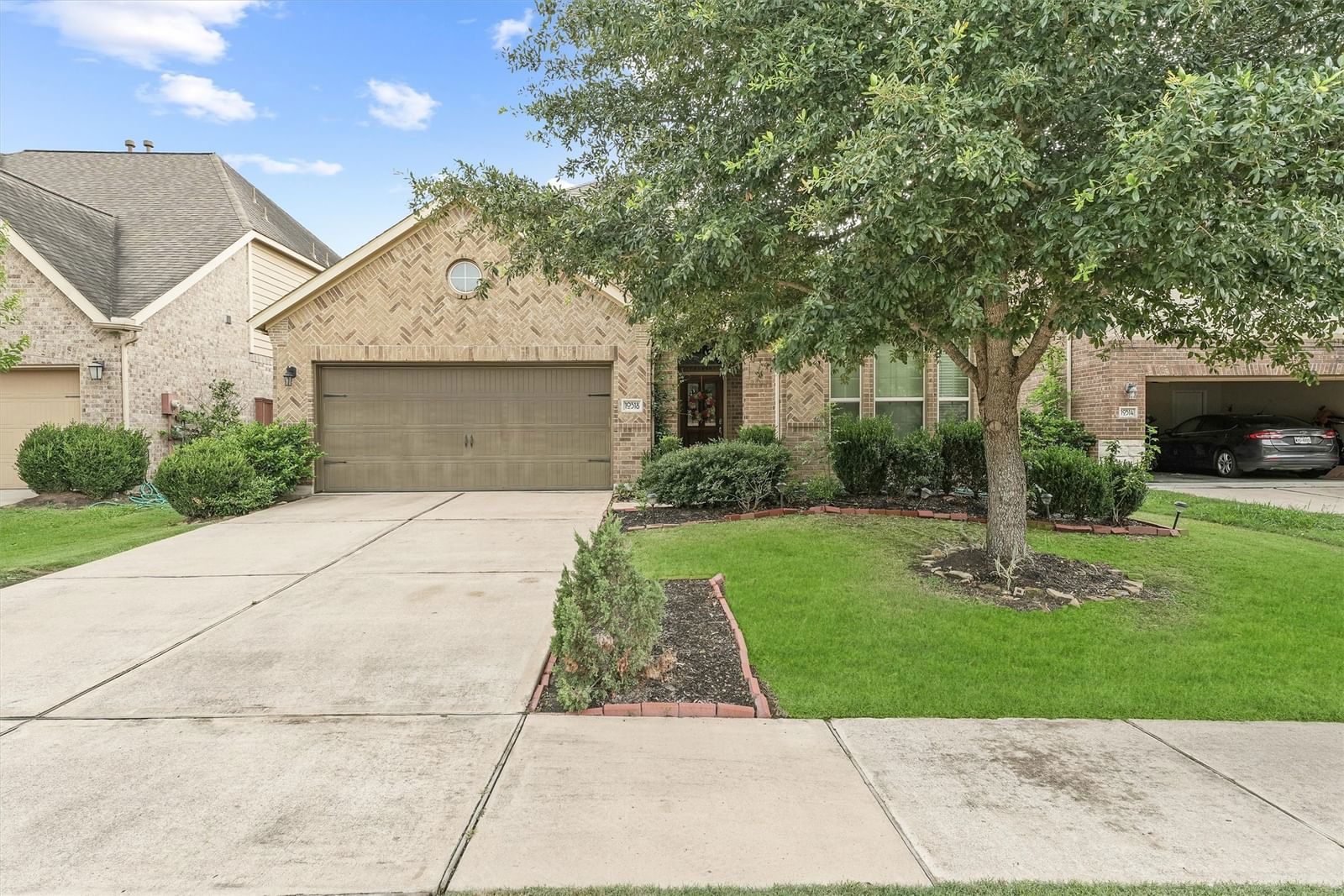 Real estate property located at 10318 Rouken Glen, Fort Bend, Aliana Sec 13, Richmond, TX, US