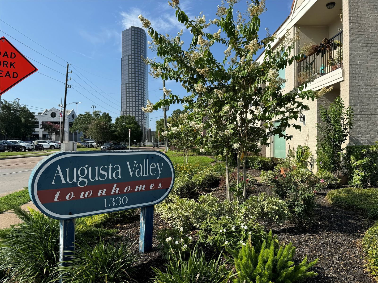 Real estate property located at 1302 Augusta #3, Harris, Augusta Valley Condo Regime, Houston, TX, US