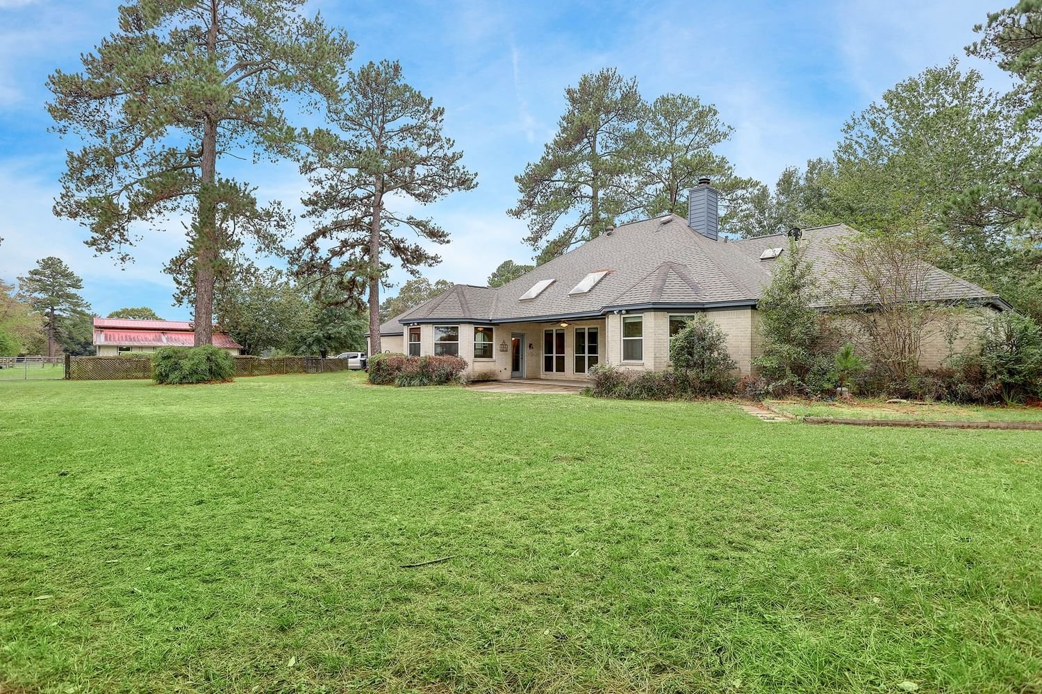 Real estate property located at 25720 Fish Road, Montgomery, N/A, Magnolia, TX, US