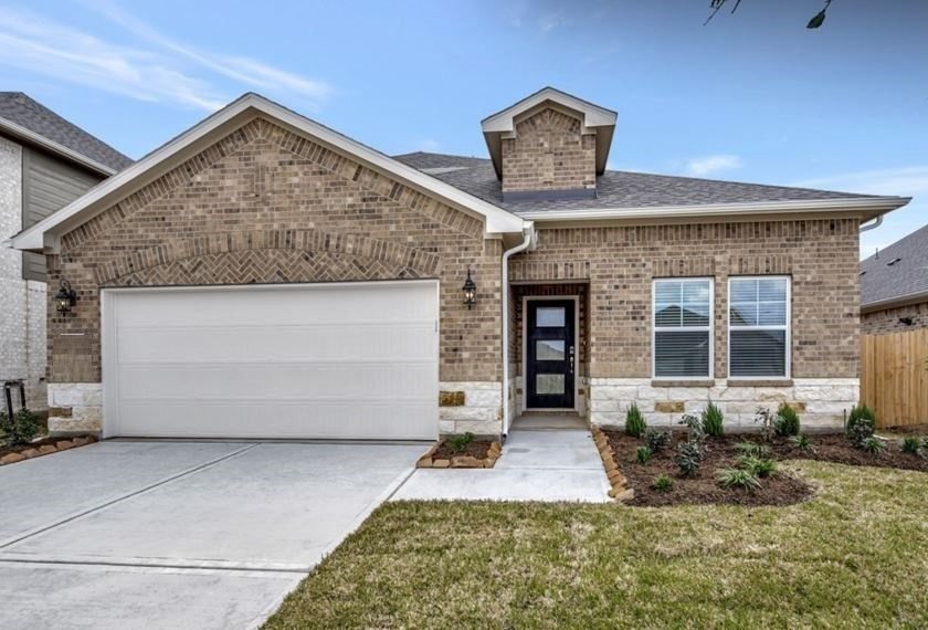 Real estate property located at 12922 Royal Ann, Harris, Tomball, TX, US