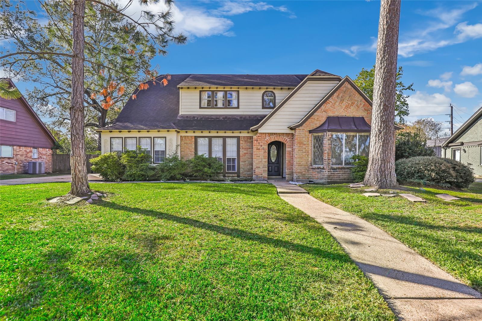 Real estate property located at 20307 Pinehurst Trail, Harris, Pinehurst Atascocita Sec 06, Humble, TX, US