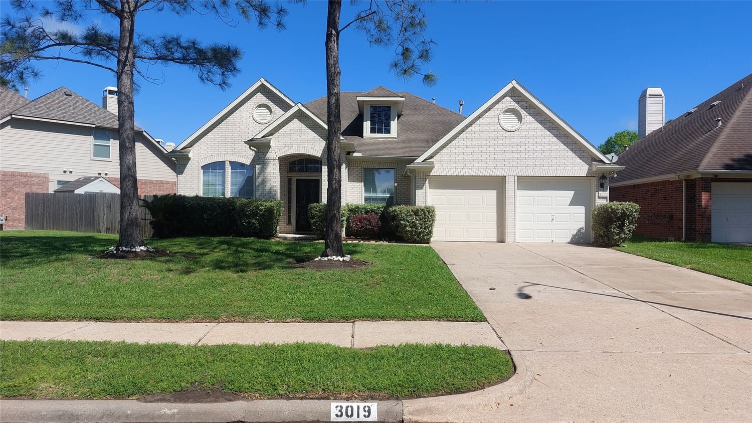 Real estate property located at 3019 Summercrest, Brazoria, Fieldstone Village At Silverlake, Pearland, TX, US