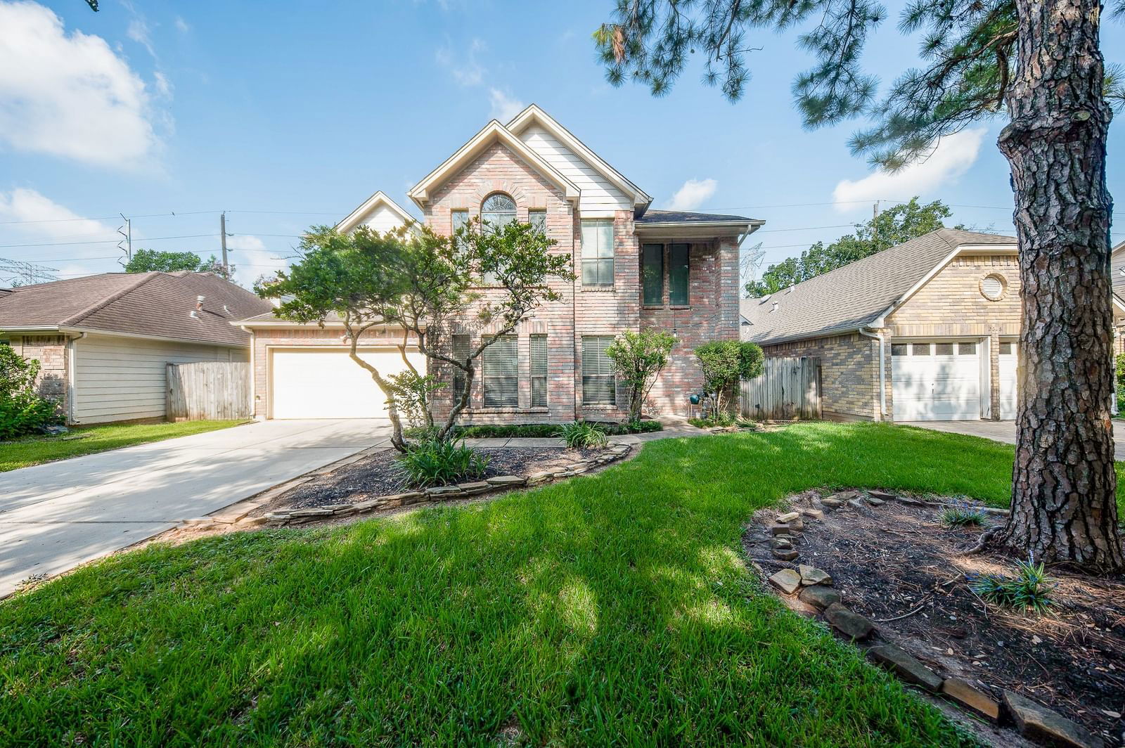 Real estate property located at 2522 Lakefield Way, Fort Bend, Lakefield Sec 1, Sugar Land, TX, US