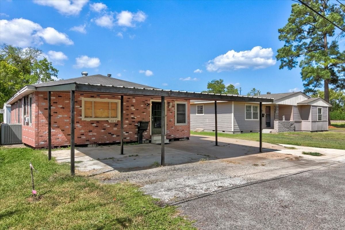 Real estate property located at 1820 Ollie, Jefferson, Silver City, Beaumont, TX, US