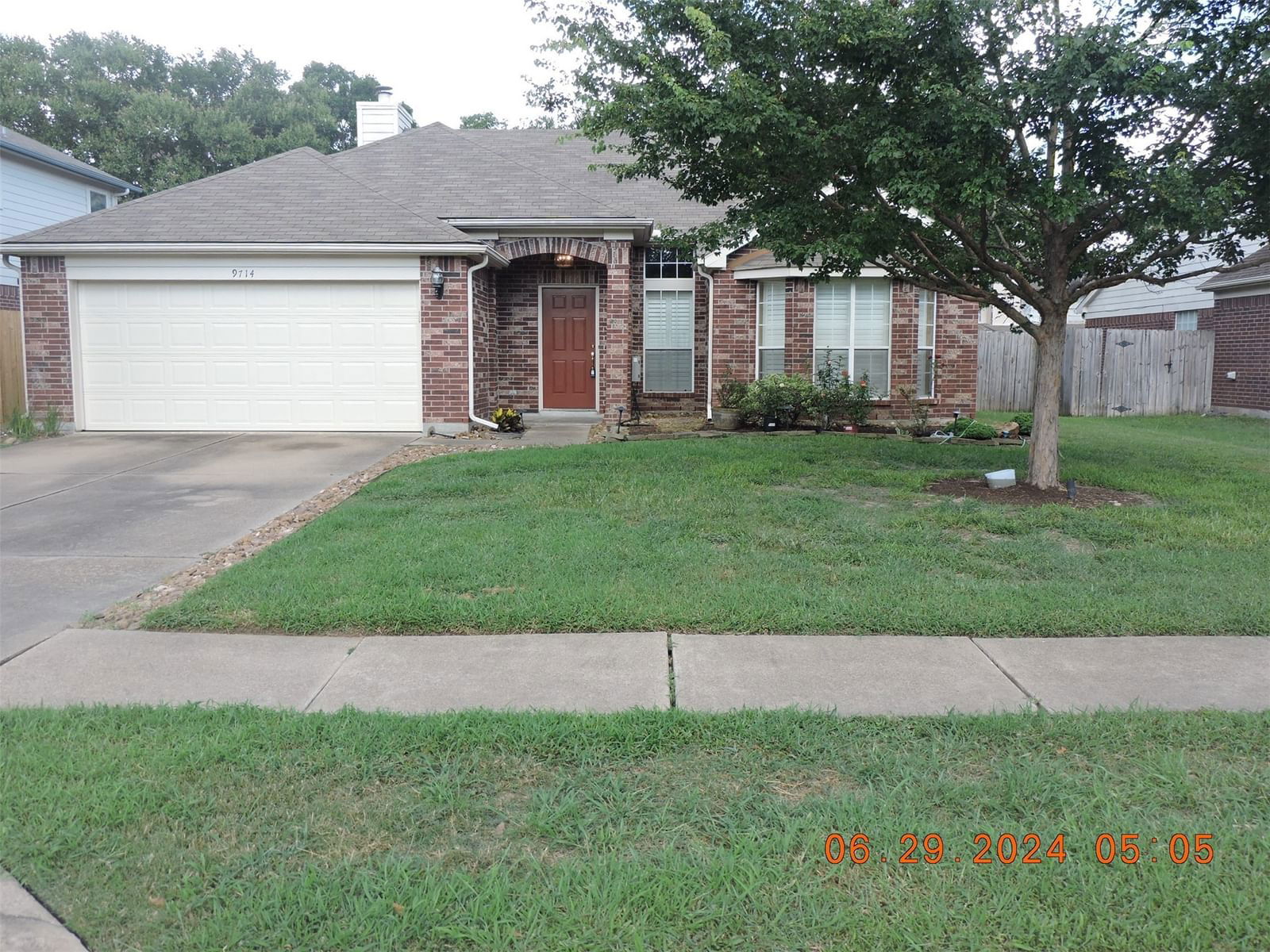 Real estate property located at 9714 Chiselhurst, Harris, Steeplechase Sec 02 Rep, Houston, TX, US