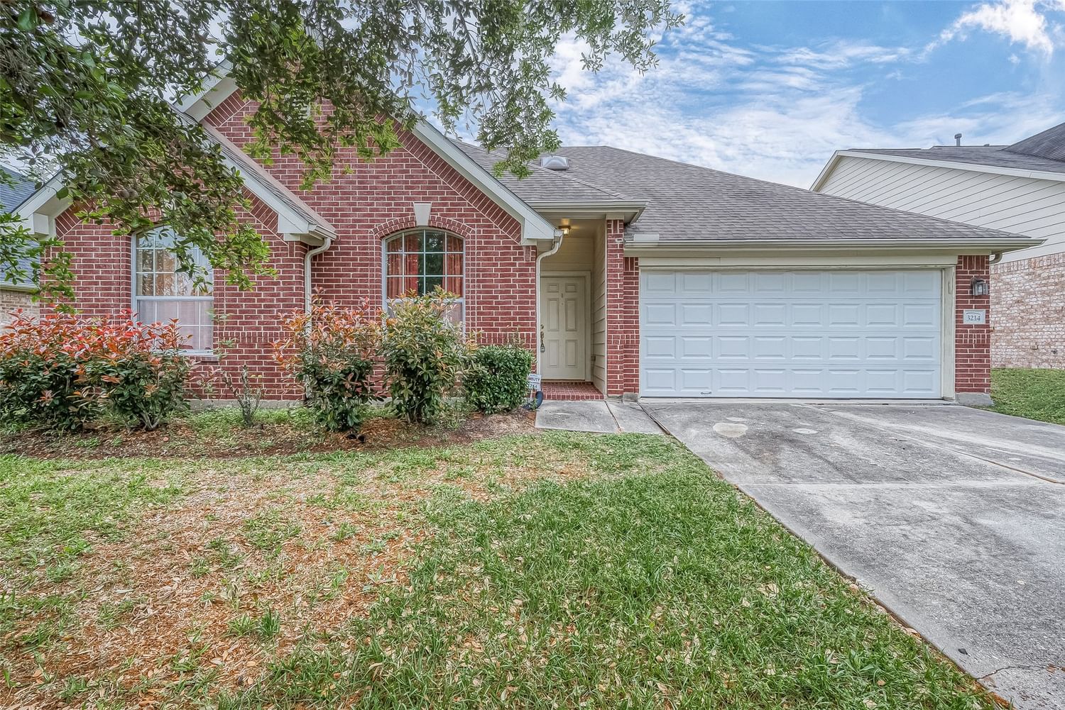 Real estate property located at 3214 Raintree Village, Harris, Raintree Village Sec 05, Katy, TX, US