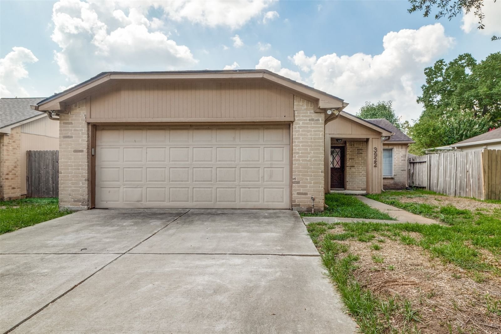 Real estate property located at 3922 Mill Rock, Fort Bend, Chimneystone Sec 2, Sugar Land, TX, US