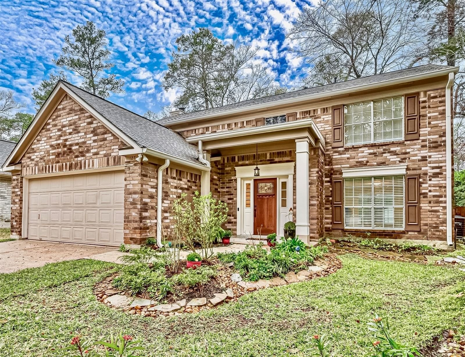 Real estate property located at 127 Golden Arrow, Montgomery, Wdlnds Village Cochrans Cr 12, The Woodlands, TX, US