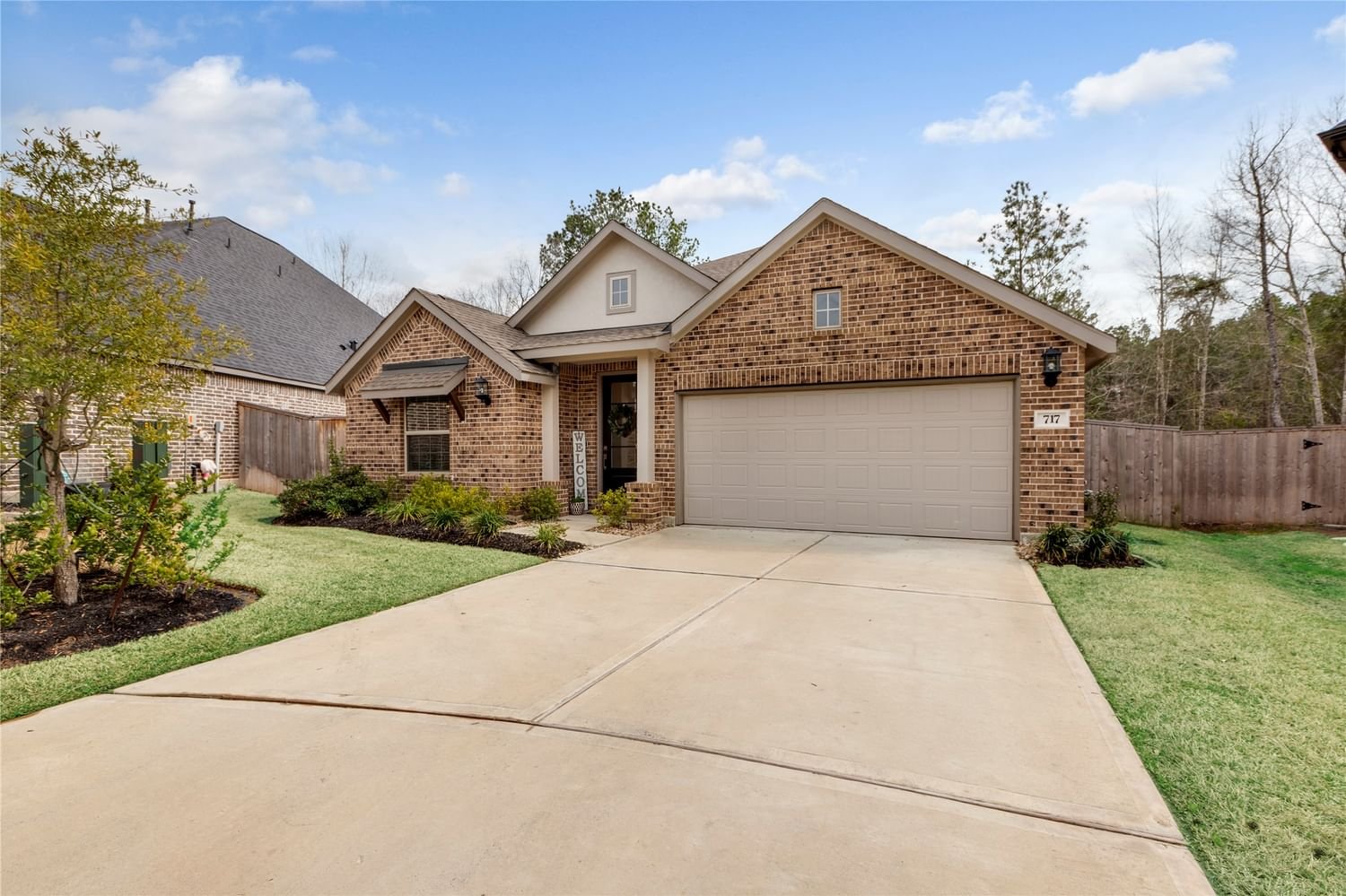 Real estate property located at 717 Sunset Point, Montgomery, Woodforest 81, Montgomery, TX, US