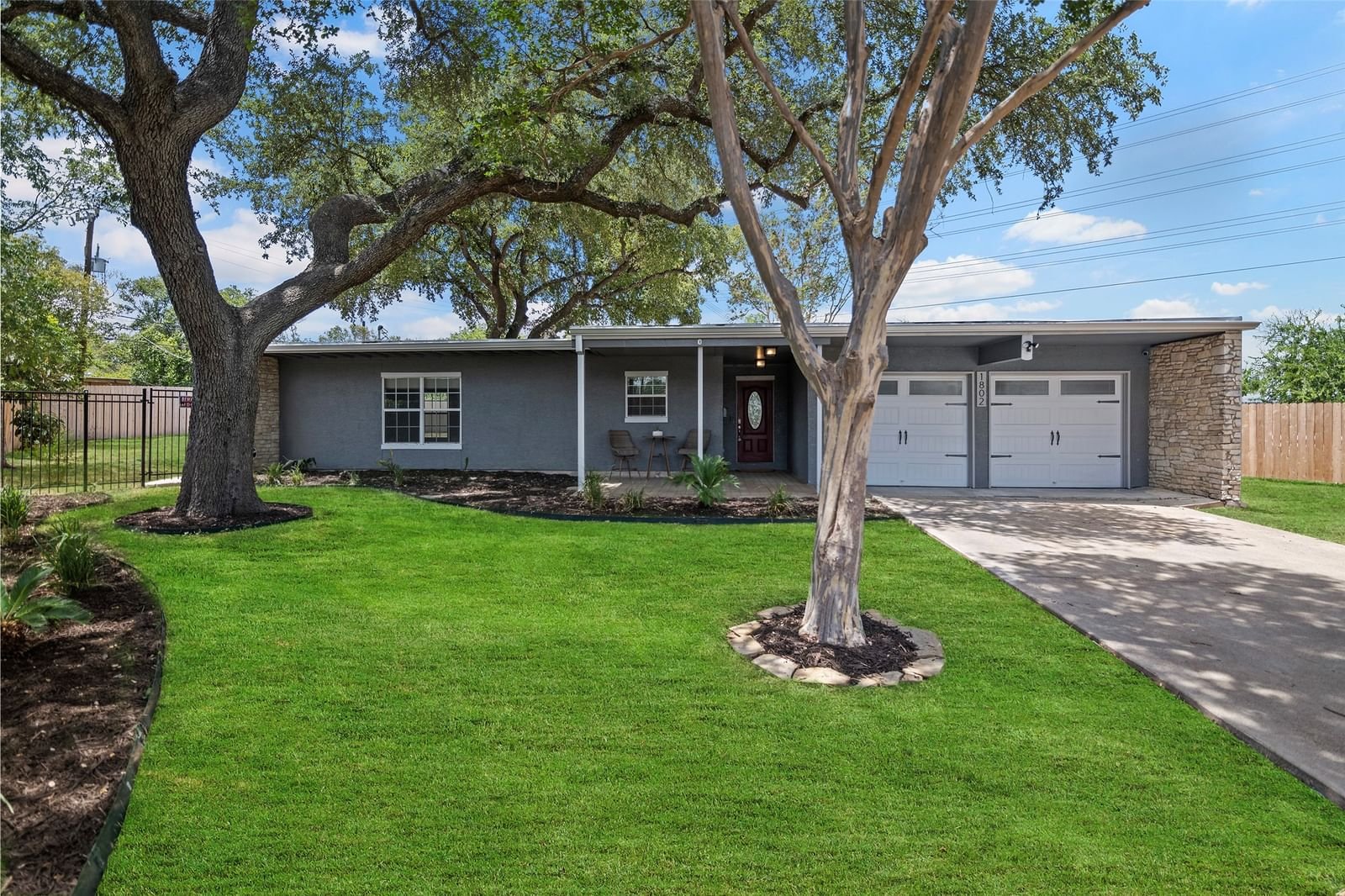 Real estate property located at 1802 Edgehill, Bexar, Laurelhurst Bl 13151, San Antonio, TX, US