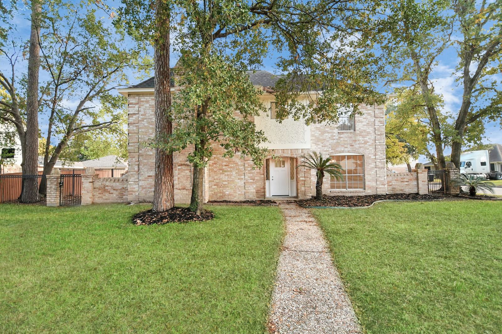 Real estate property located at 3919 Fernglade, Harris, Oak Creek Village, Houston, TX, US