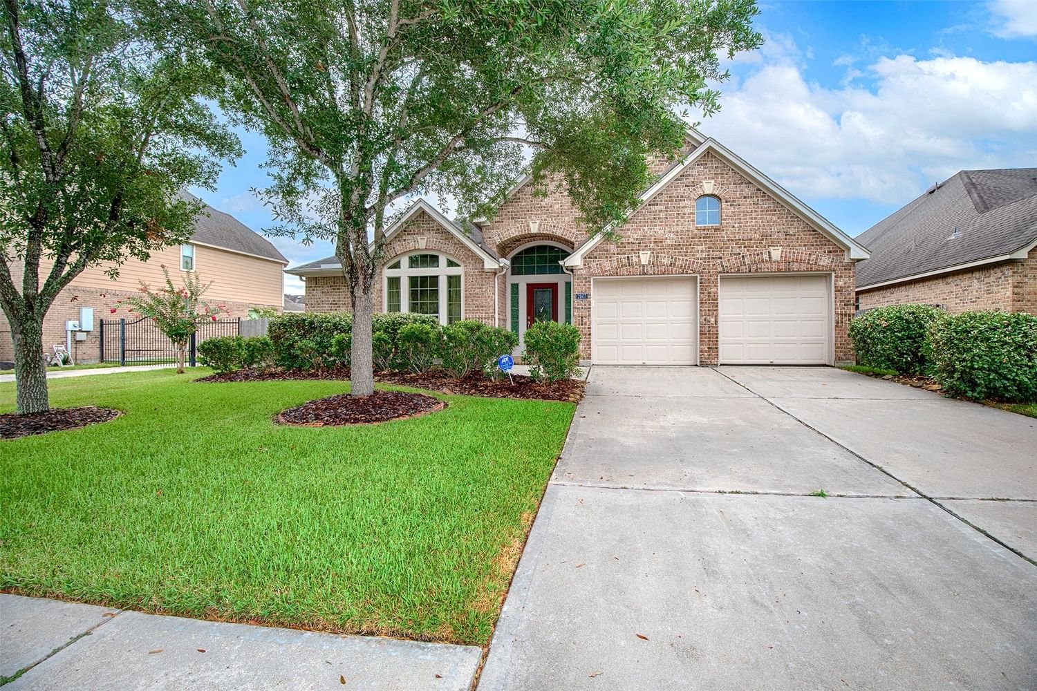 Real estate property located at 2807 Waterfall Cove, Galveston, League City, TX, US
