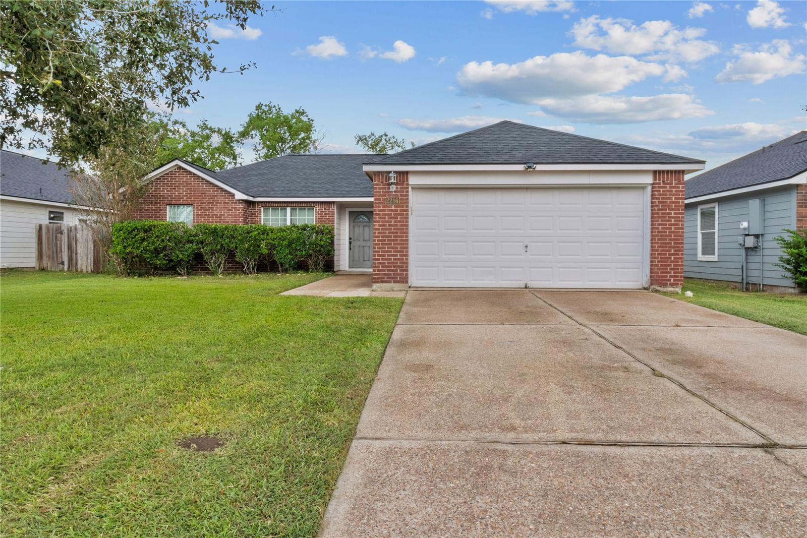 Real estate property located at 2216 Redfish, Galveston, South Point Estates Sec 1, Texas City, TX, US