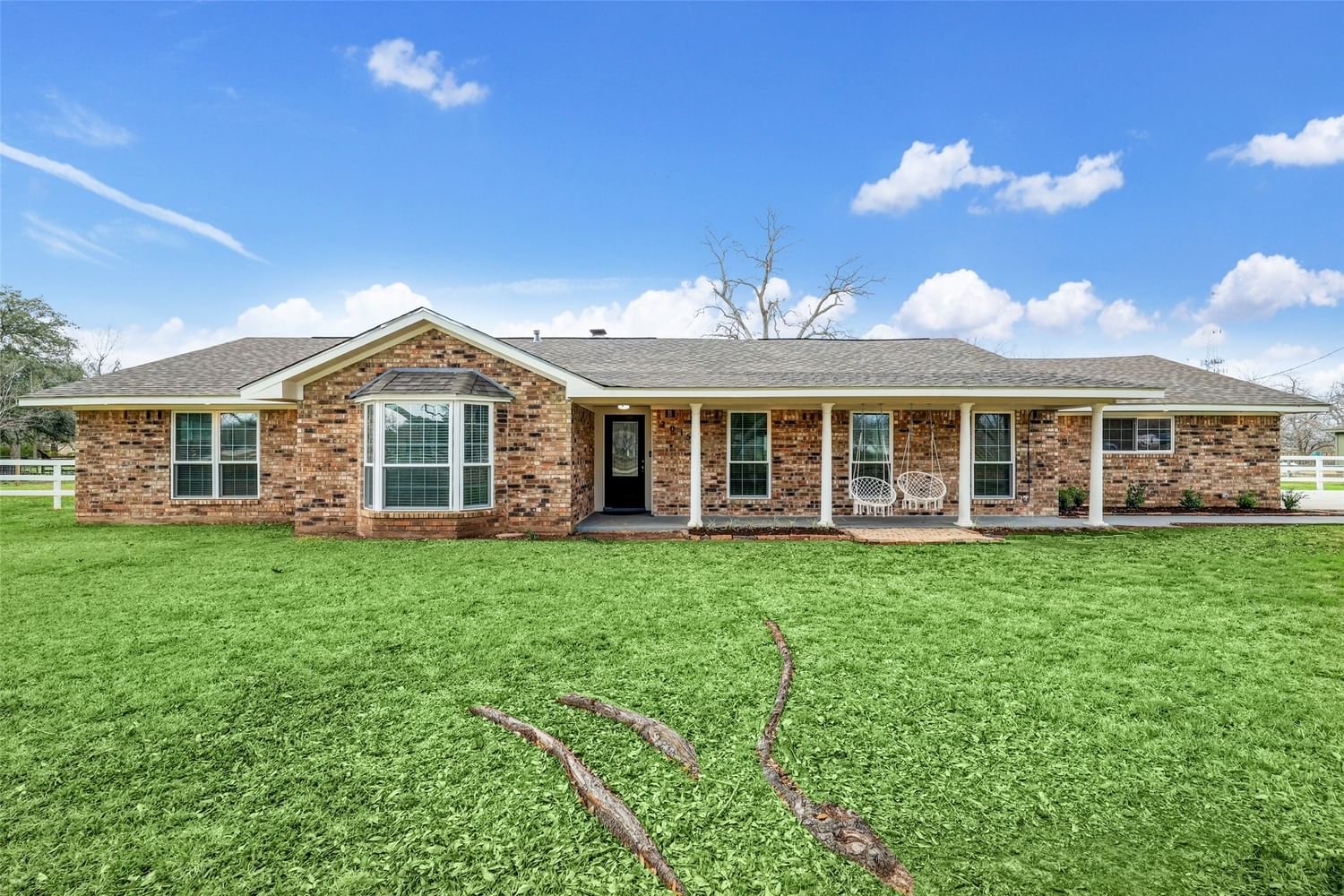 Real estate property located at 2015 Shadow Ln, Fort Bend, Knight & White, Richmond, TX, US
