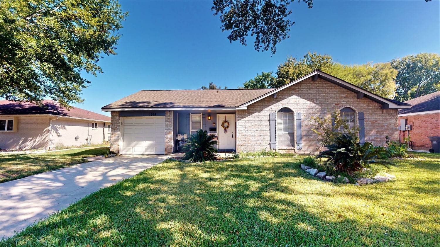Real estate property located at 1914 Oaklawn, Fort Bend, Greenbriar Add, Sugar Land, TX, US