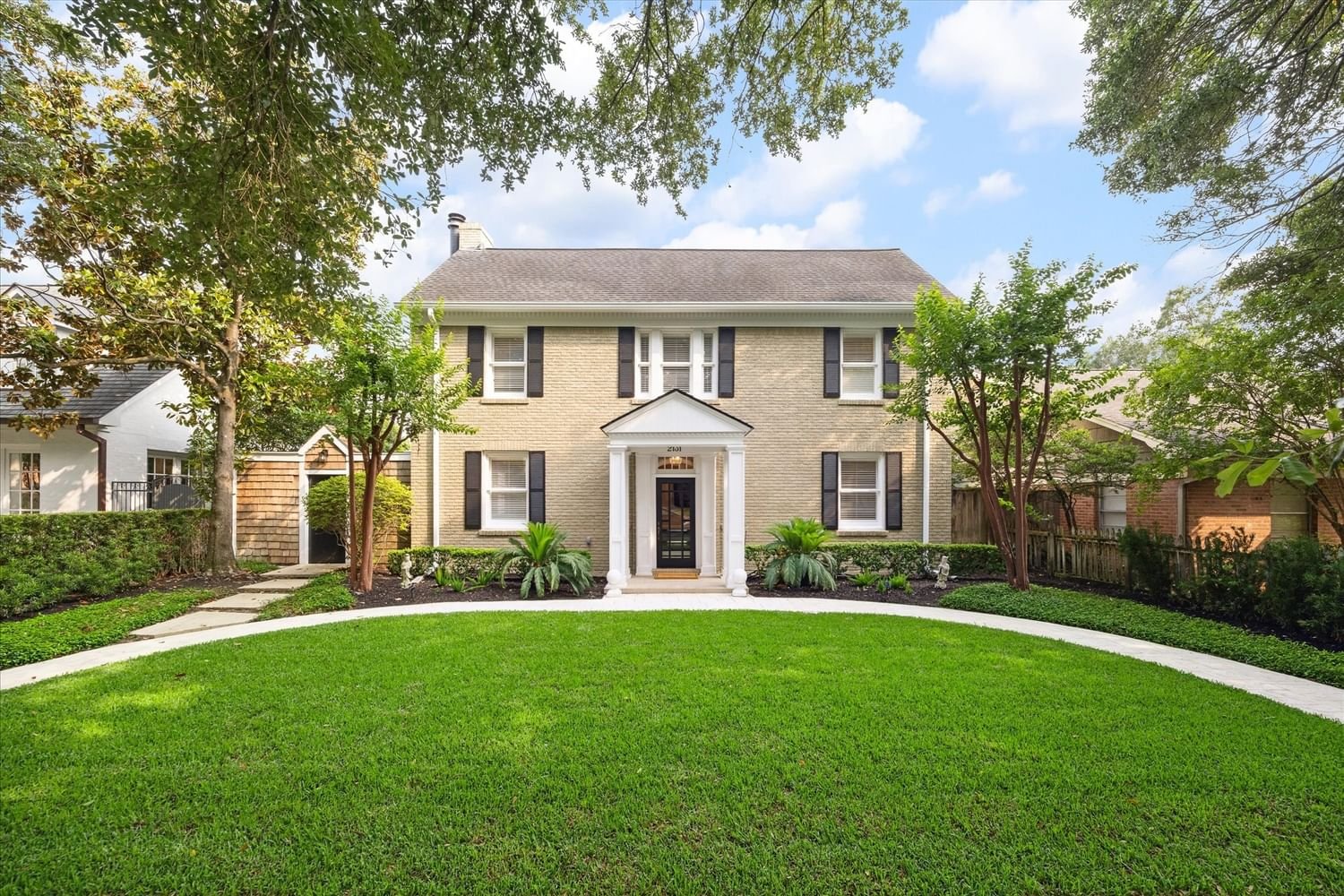 Real estate property located at 2131 Bolsover, Harris, Southampton Place, Houston, TX, US