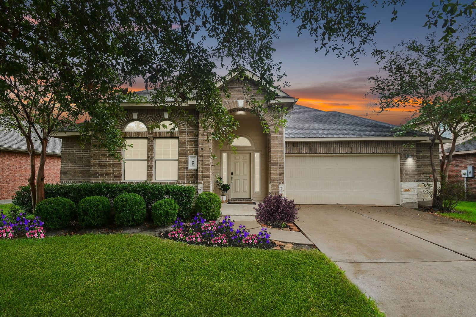 Real estate property located at 2605 Rusting Creek, Brazoria, Shadow Creek Ranch Sf1-Sf2-Sf3, Pearland, TX, US