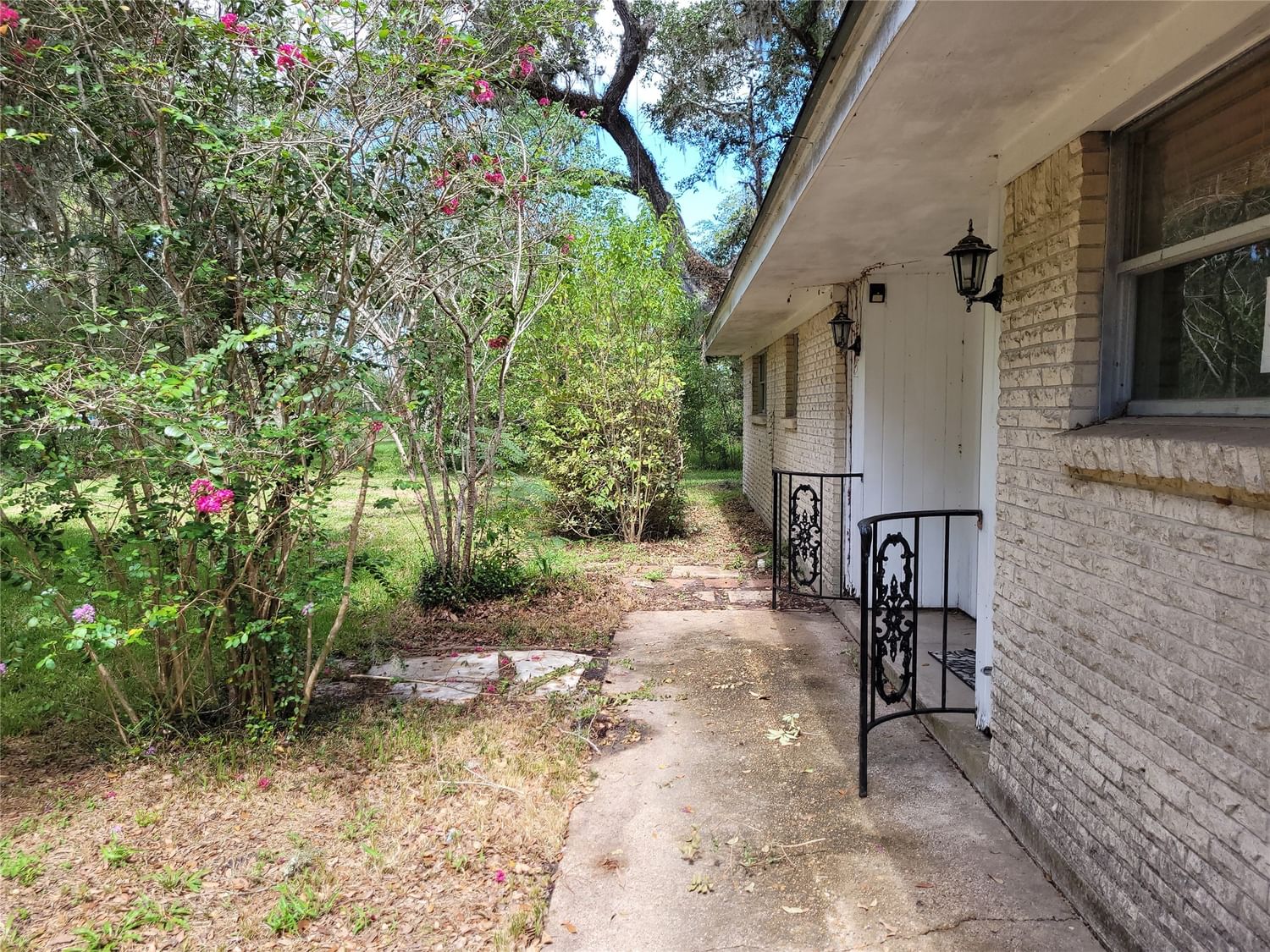 Real estate property located at 1513 Columbia, Brazoria, West Columbia, TX, US