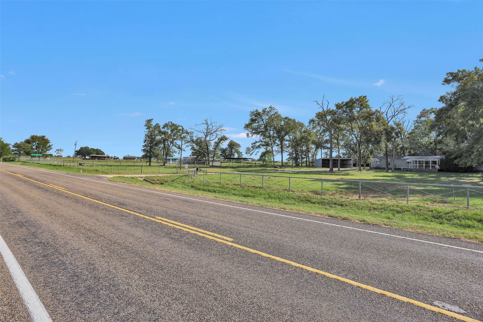 Real estate property located at 12637 Fm 247, Madison, Ezekiel Abram Pre-Emption Surv, Midway, TX, US