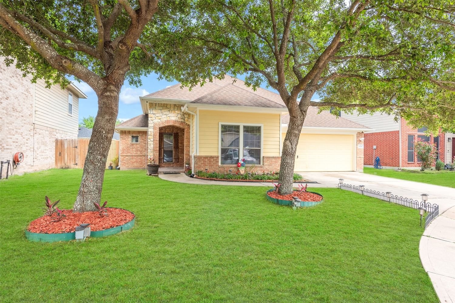 Real estate property located at 7806 Crystal Moon, Harris, Terrace Brook Sec 01, Houston, TX, US