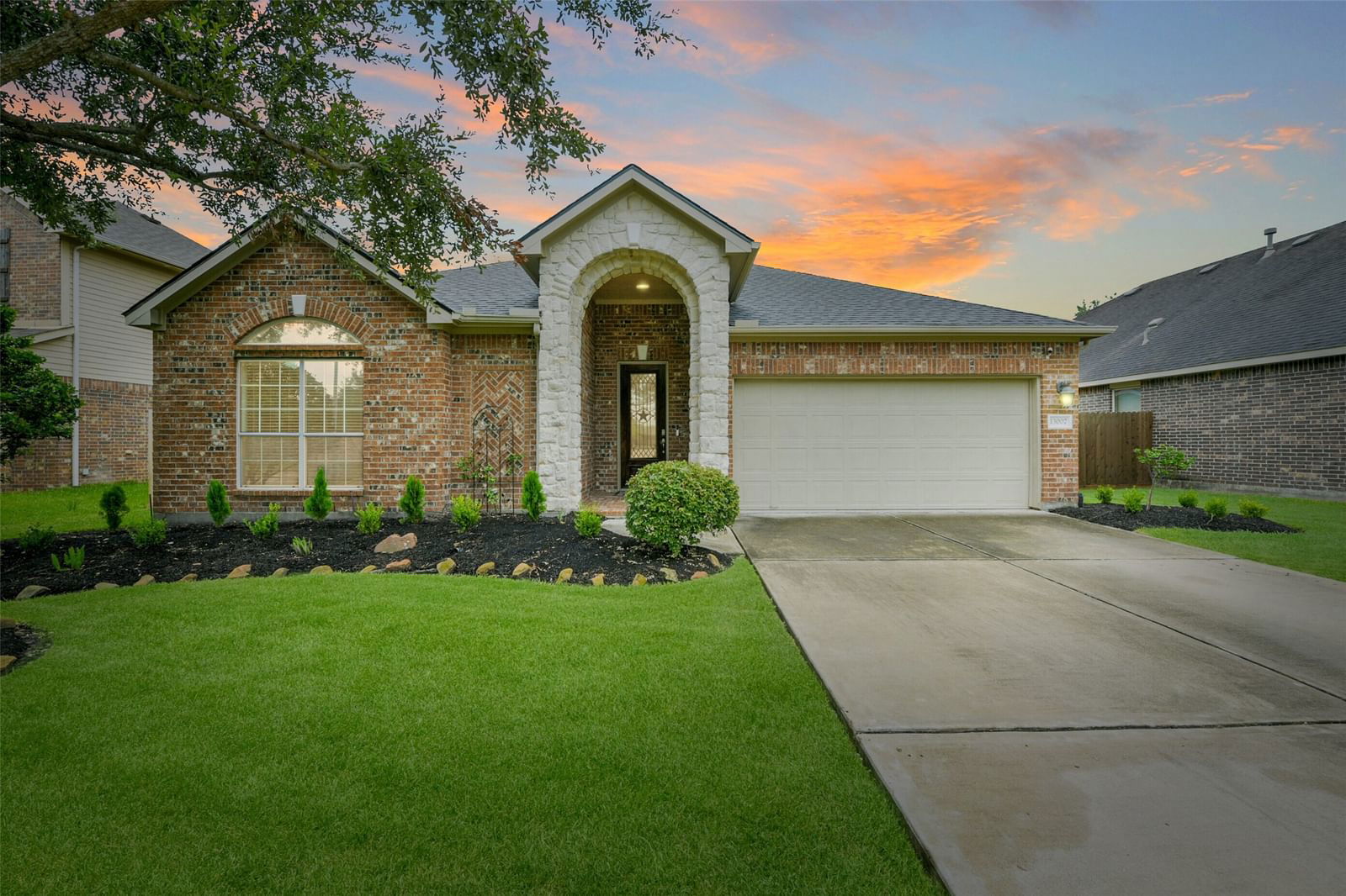 Real estate property located at 13007 Winter Springs, Brazoria, Shadow Creek Ranch Sf1-Sf2-Sf3, Pearland, TX, US