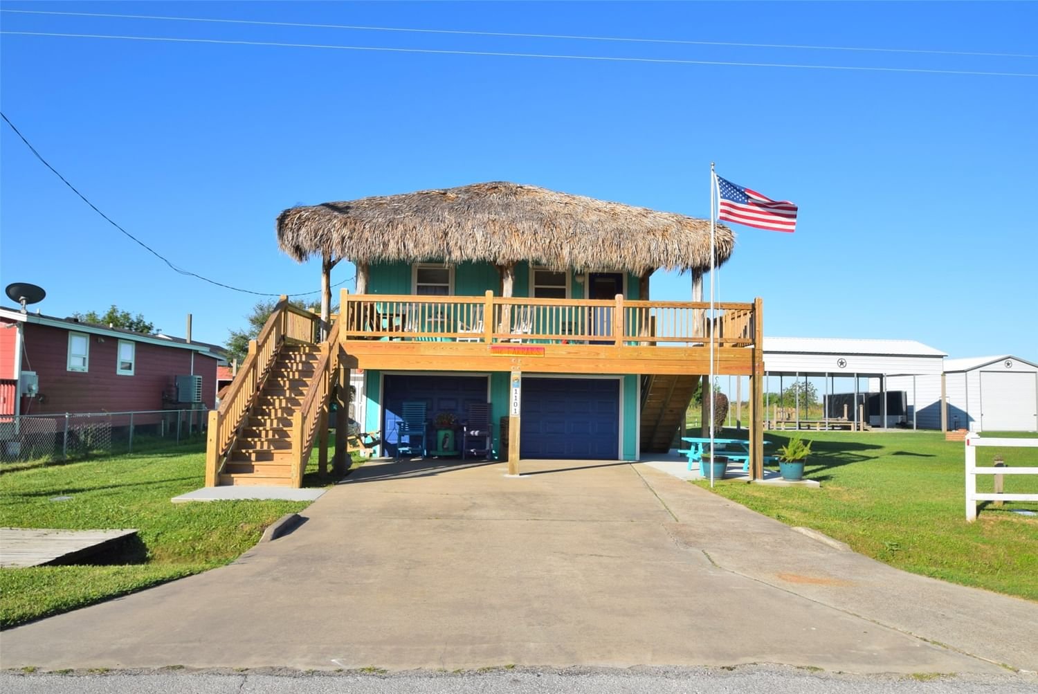 Real estate property located at 1101 Monkhouse, Galveston, Intercoastal Canal Add, Crystal Beach, TX, US