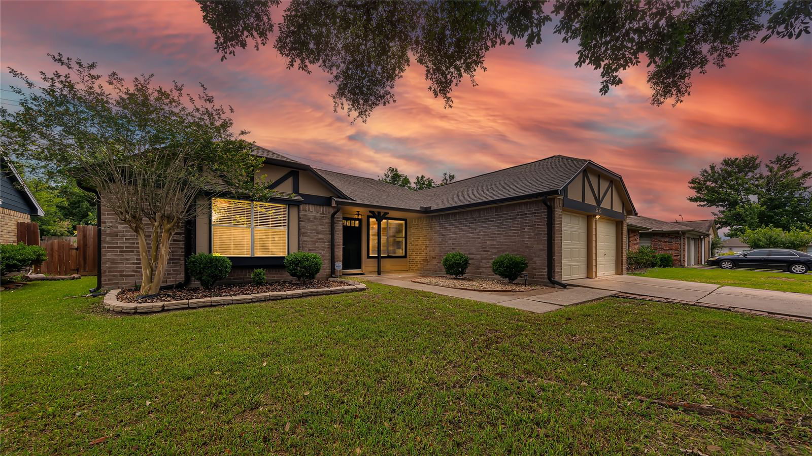 Real estate property located at 2223 Pilgrims Bend, Harris, Heritage Park Sec 10, Friendswood, TX, US