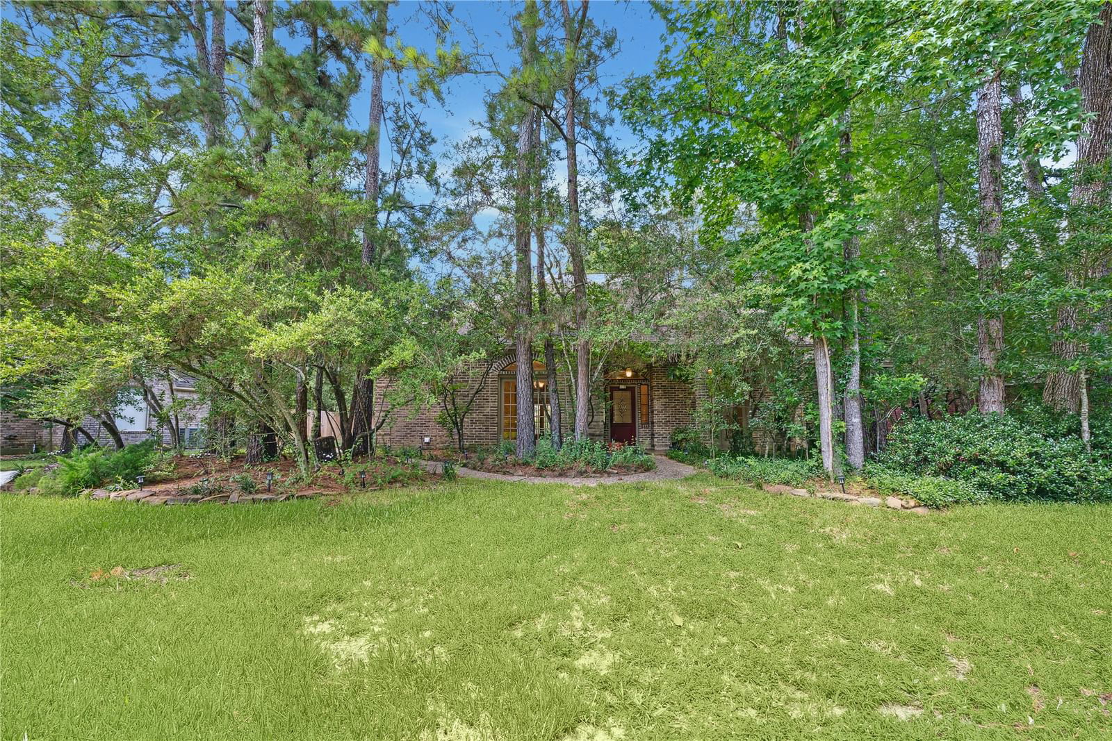 Real estate property located at 177 Golden Shadow, Montgomery, Wdlnds Village Cochrans Cr 04, The Woodlands, TX, US