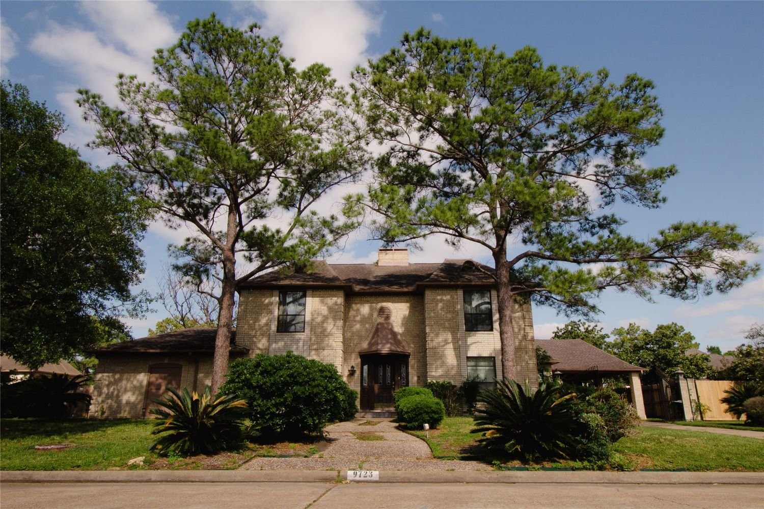 Real estate property located at 9723 Chalford, Fort Bend, Tealbriar, Sugar Land, TX, US