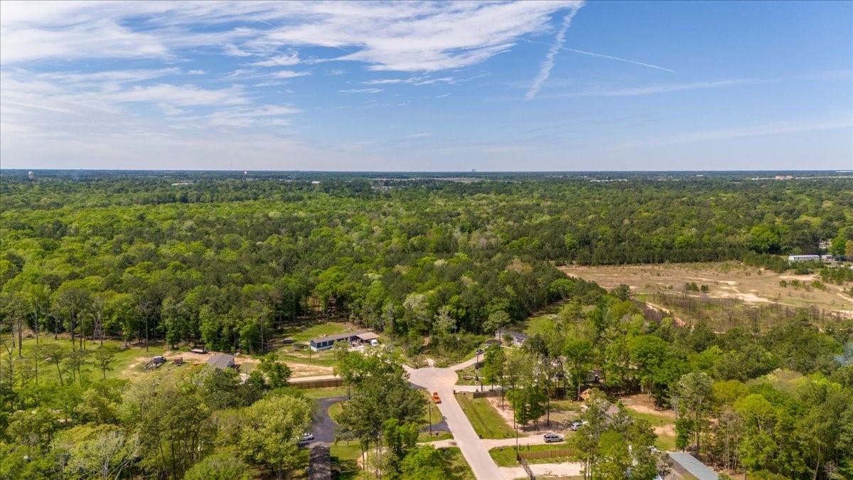 Real estate property located at 23501 Cranefly, Montgomery, White Oak Crossing 05, New Caney, TX, US