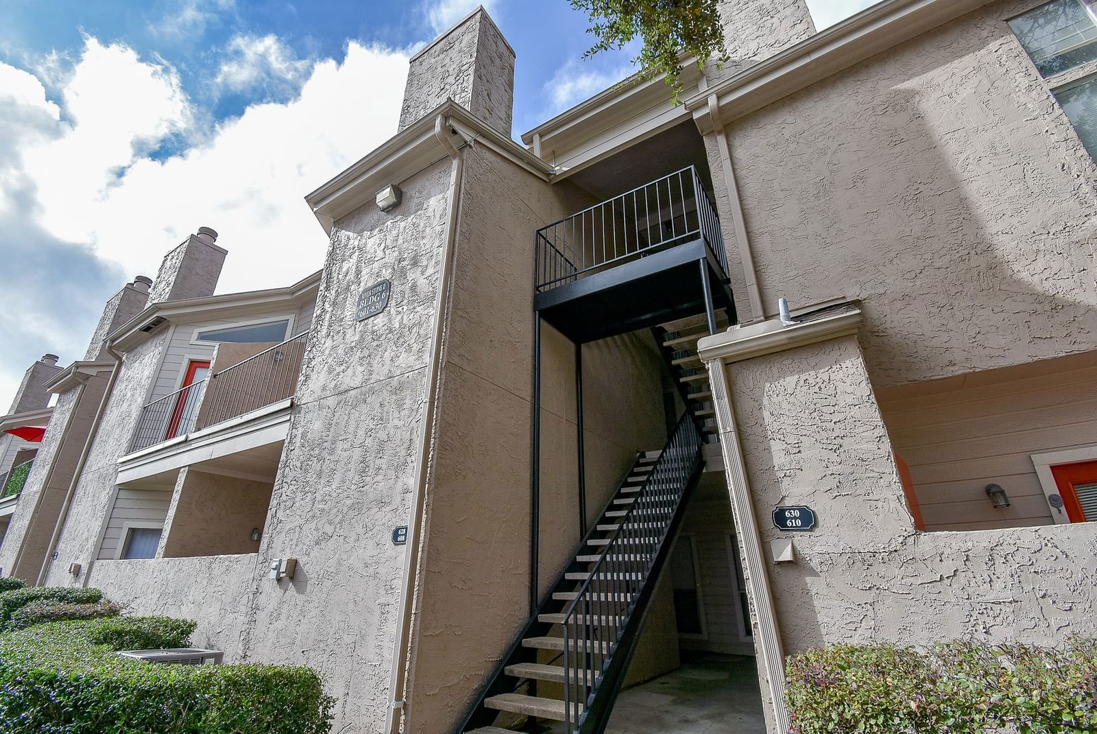 Real estate property located at 10855 Meadowglen #608, Harris, Riverstone 02 Condo Ph 01, Houston, TX, US