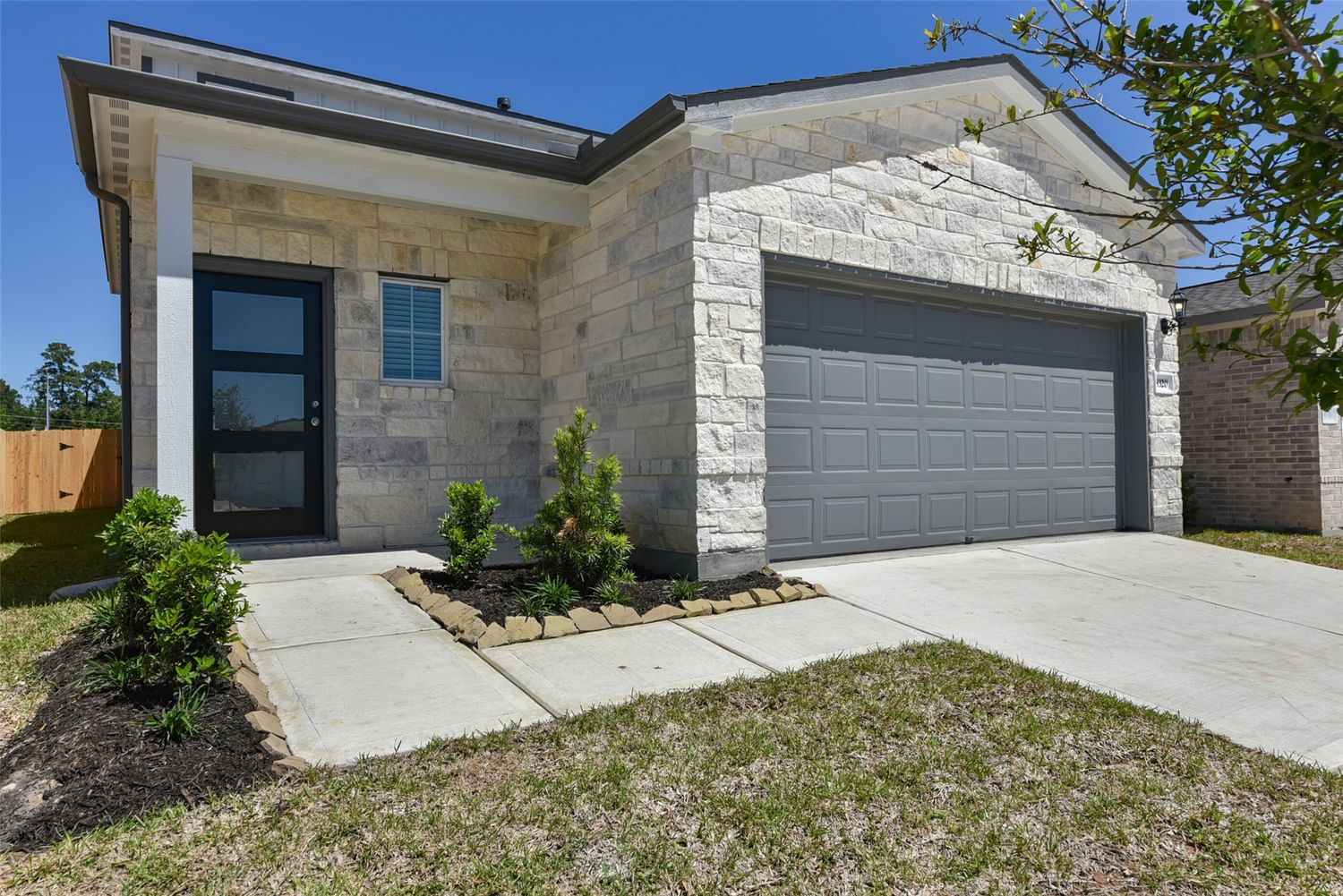 Real estate property located at 8320 Bristlecone Pine, Montgomery, Lakes at Black Oak, Magnolia, TX, US