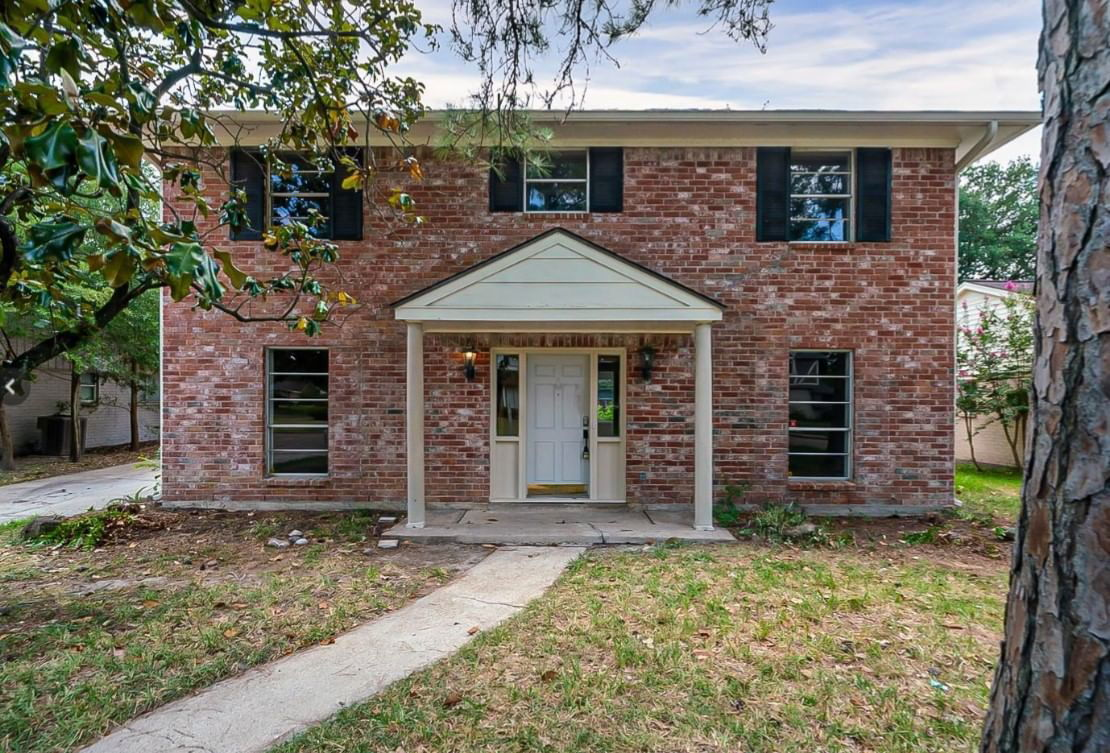 Real estate property located at 11918 Holly Stone, Harris, Woodedge Village Sec 01, Houston, TX, US